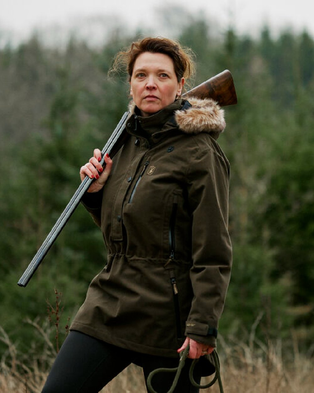 Peat coloured Deerhunter Lady Gabby Smock on forest background 