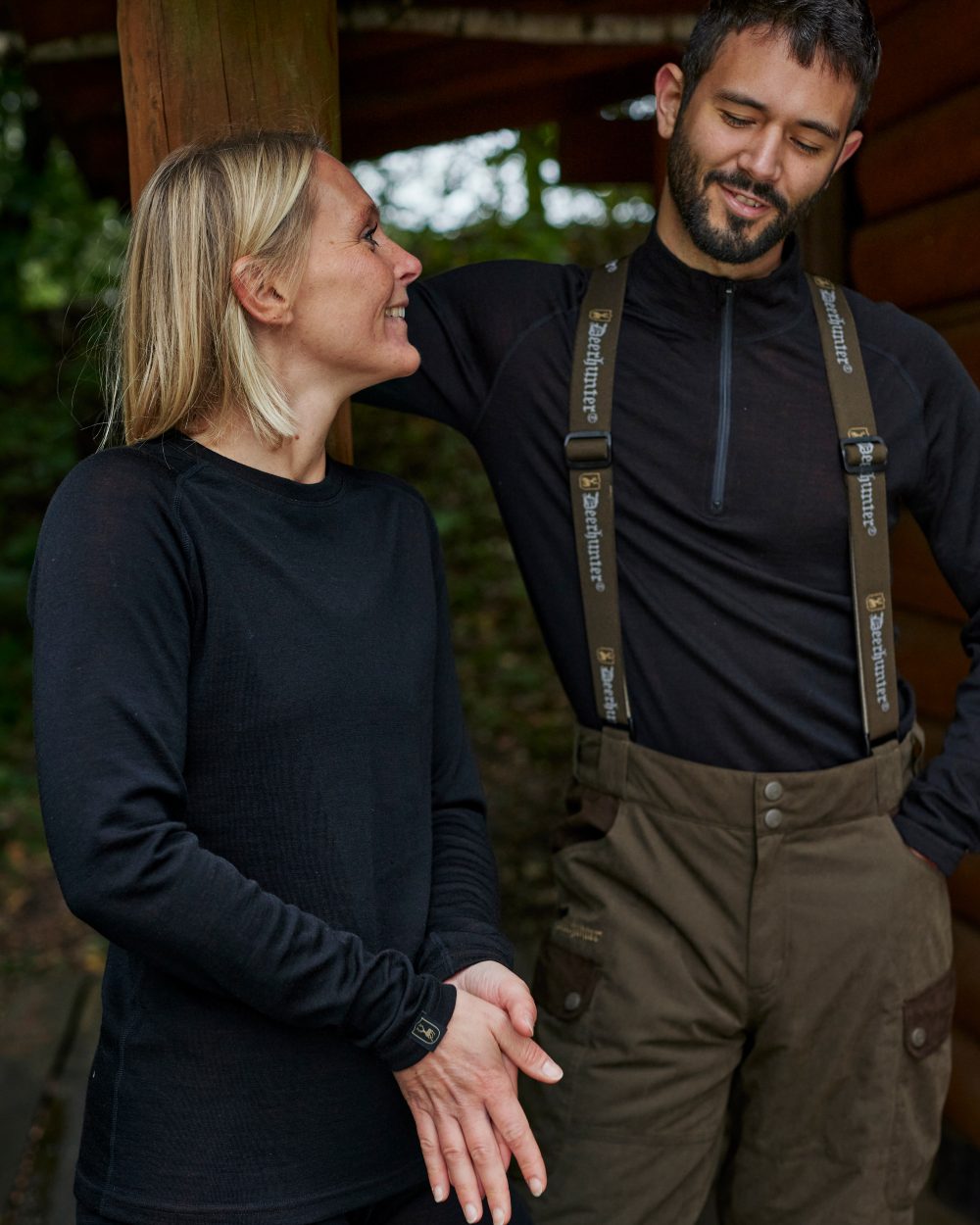 Black Oak coloured Deerhunter Mens Quinn Merino Half Zip Undershirt on forest background 