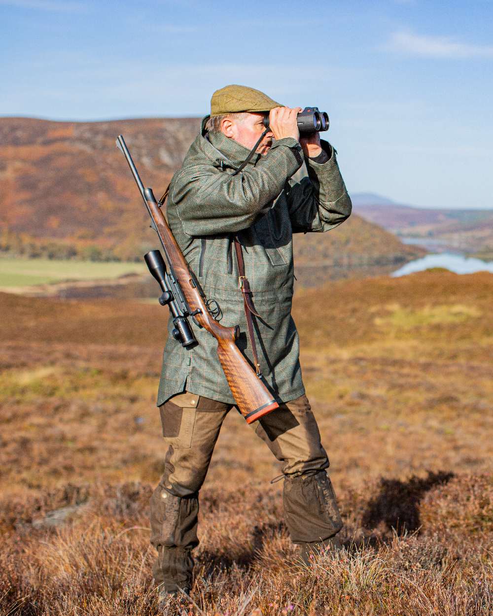 Turf Coloured Deerhunter PRO Gamekeeper Smock on mountain background 