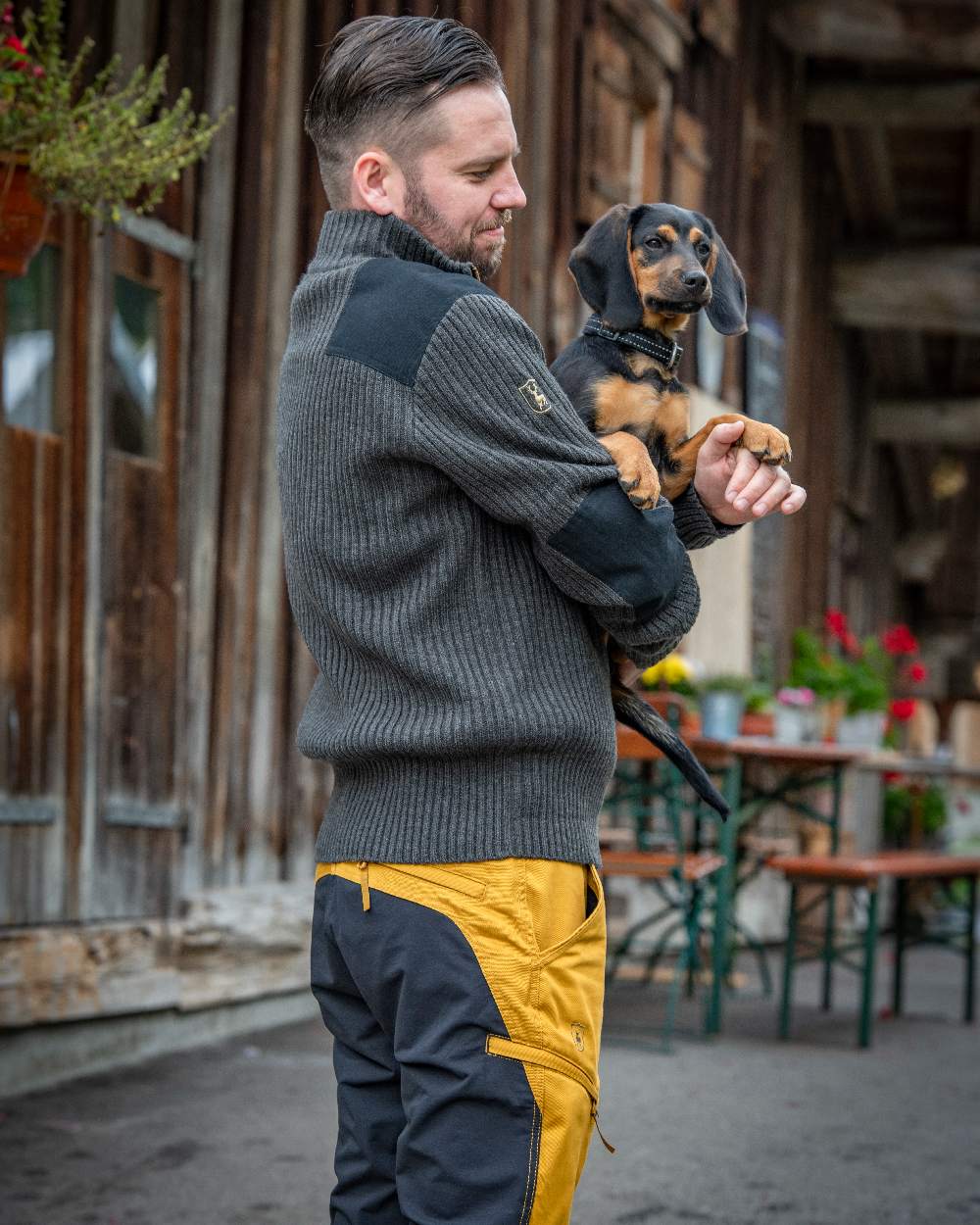 Buckthorn Coloured Deerhunter Rogaland Contrast Stretch Trousers on log house background 