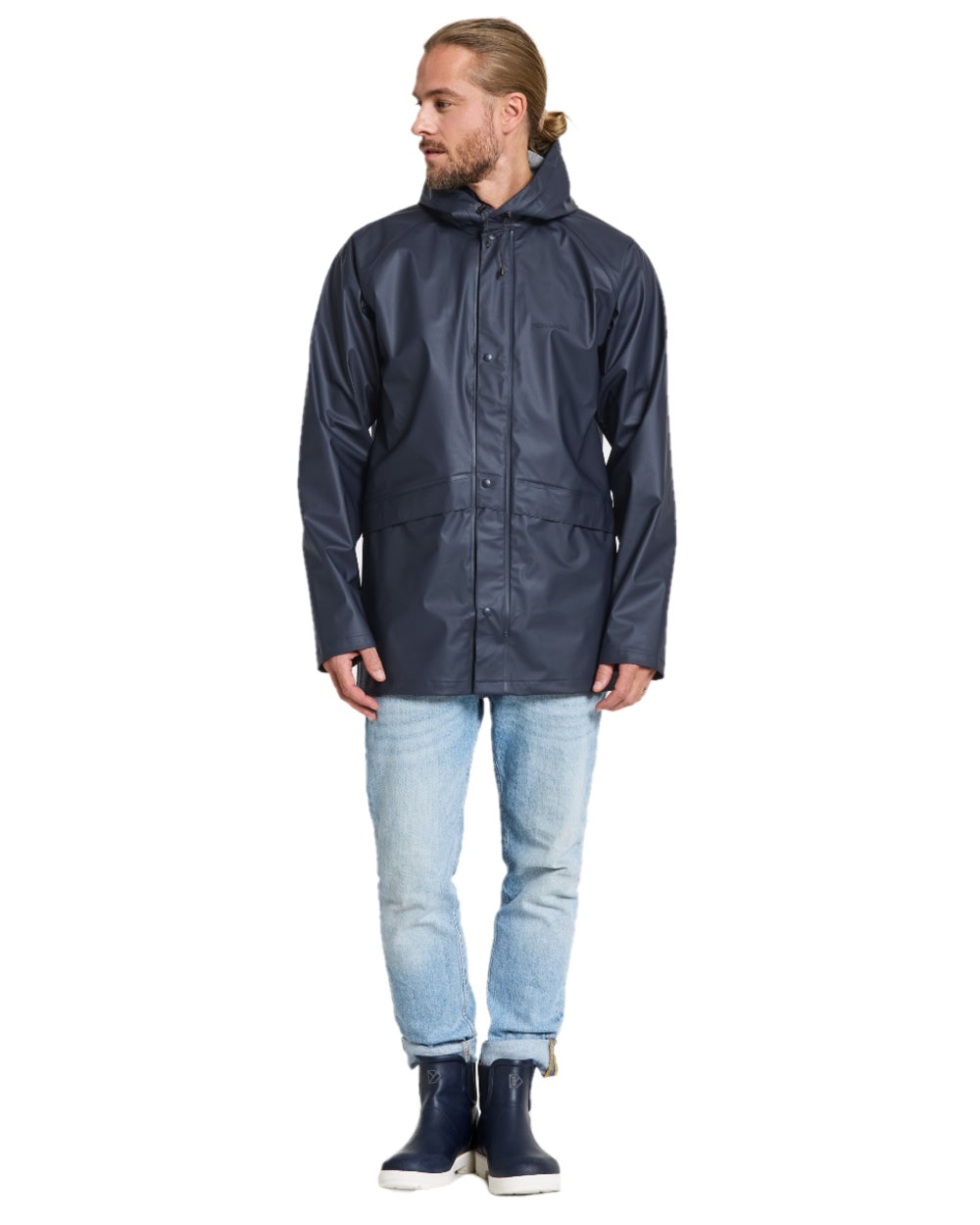 Dark Night Blue coloured Didriksons Avon Galon Jacket 2 on white background 