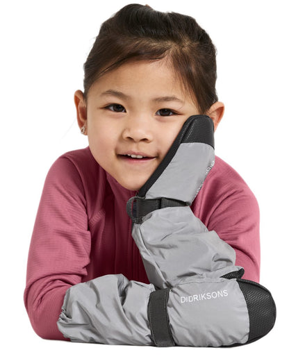 Silver coloured Didriksons Childrens Biggles Reflection Mittens on white background 