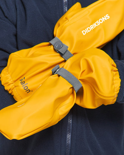 Oat Yellow coloured Didriksons Childrens Gloves on white background 