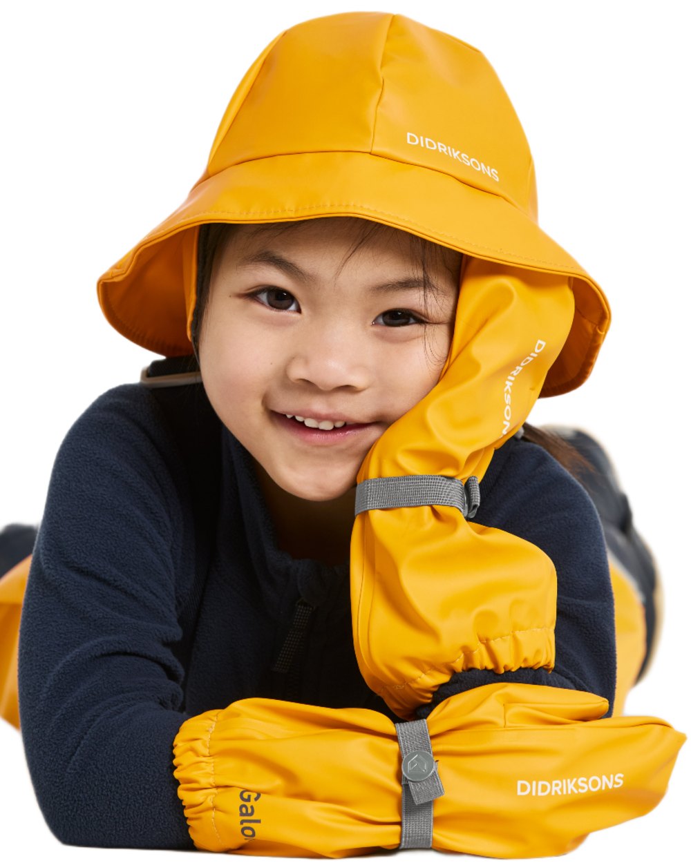 Oat Yellow coloured Didriksons Childrens Gloves on white background 