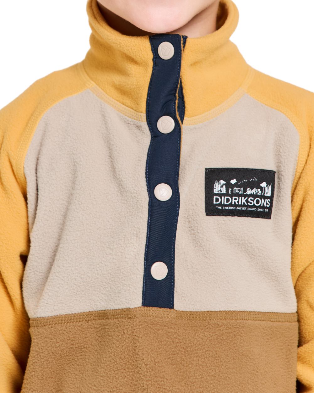 Cumin coloured Didriksons Childrens Monte Half Button Fleece 4 on white background 