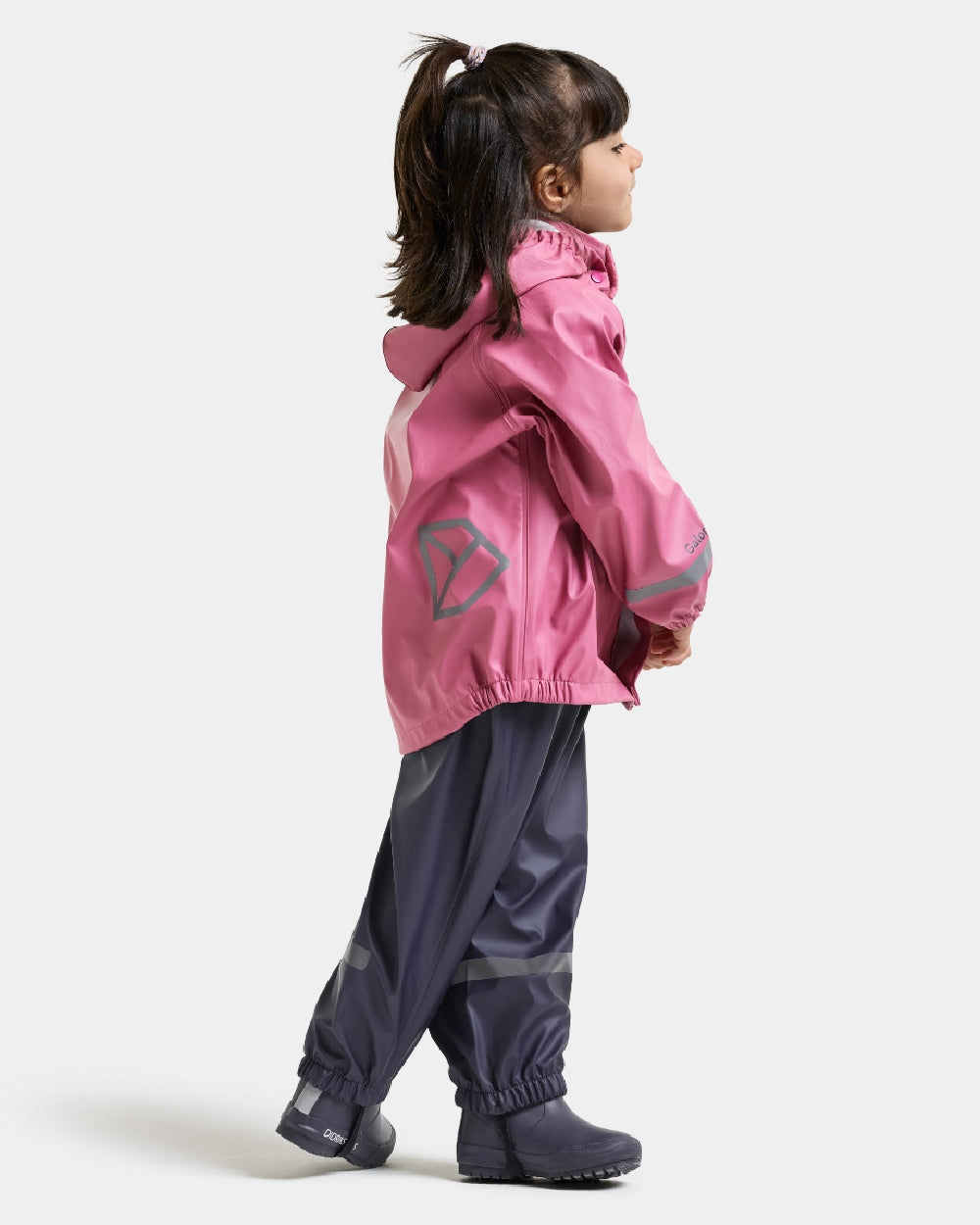 Heather Pink coloured Didriksons Childrens Slaskeman Rain Set 4 on white background 