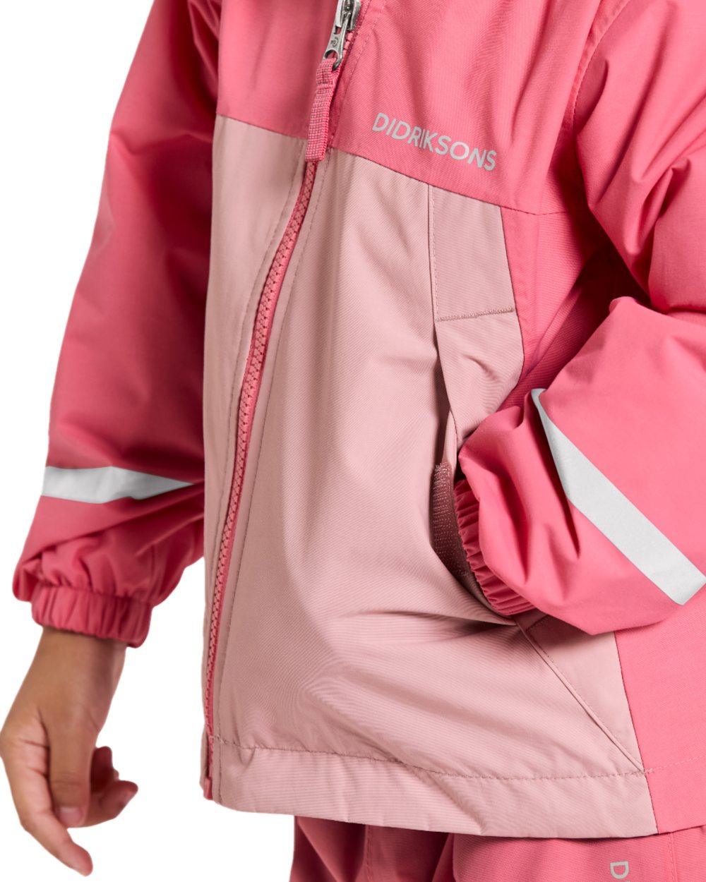 Dusty Azalea coloured Didriksons Childrens Bladet Jacket on white background 
