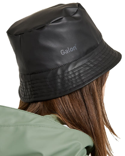 Black coloured Didriksons Childrens Giga Hat on white background 