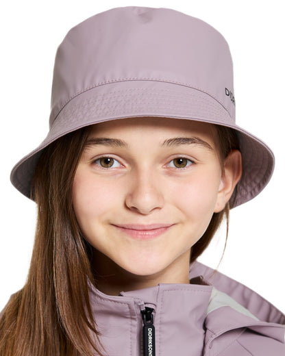 Dusty Lilac coloured Didriksons Childrens Giga Hat on white background 