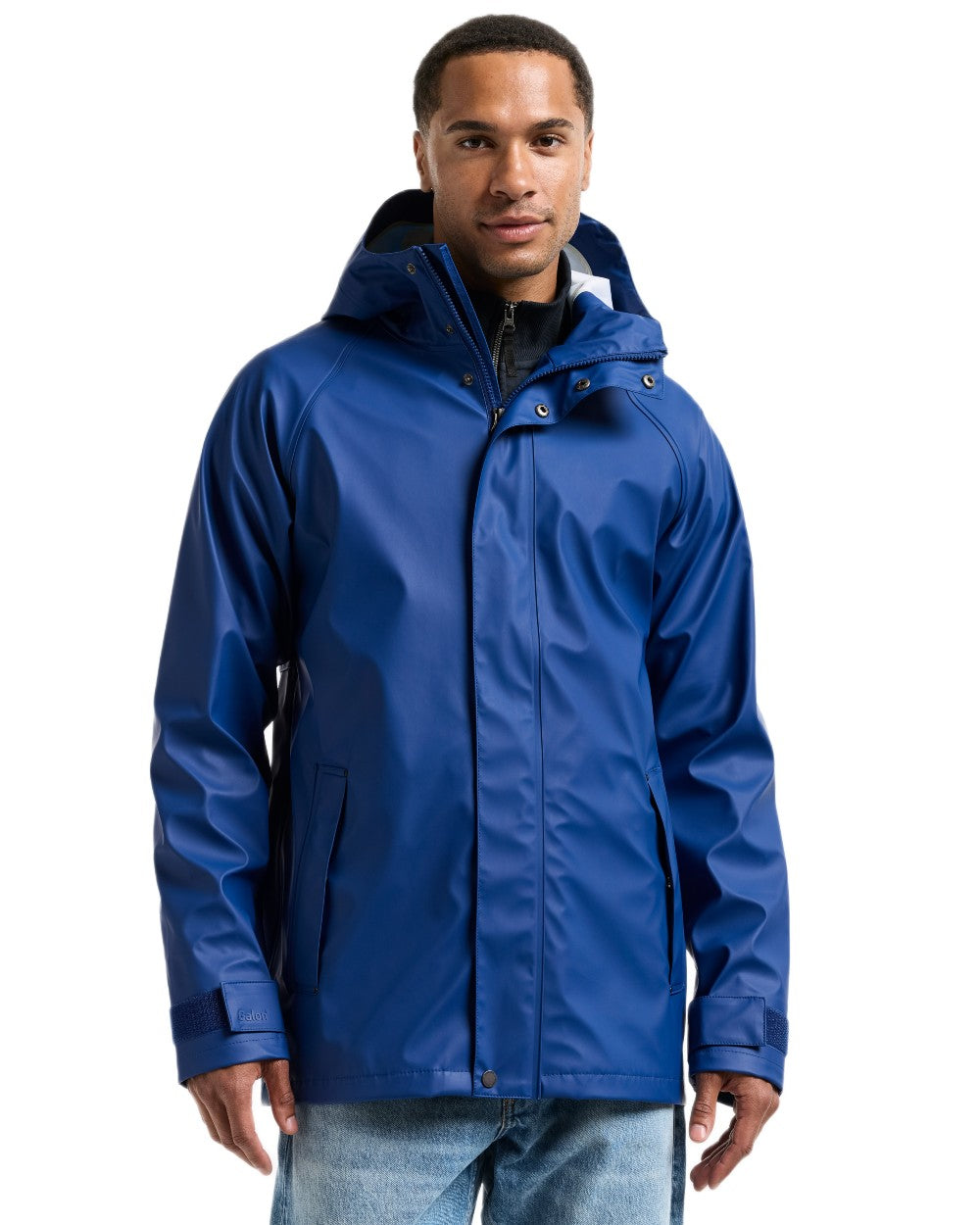 Ultramarine coloured Didriksons Mens Darwin Jacket on white background 