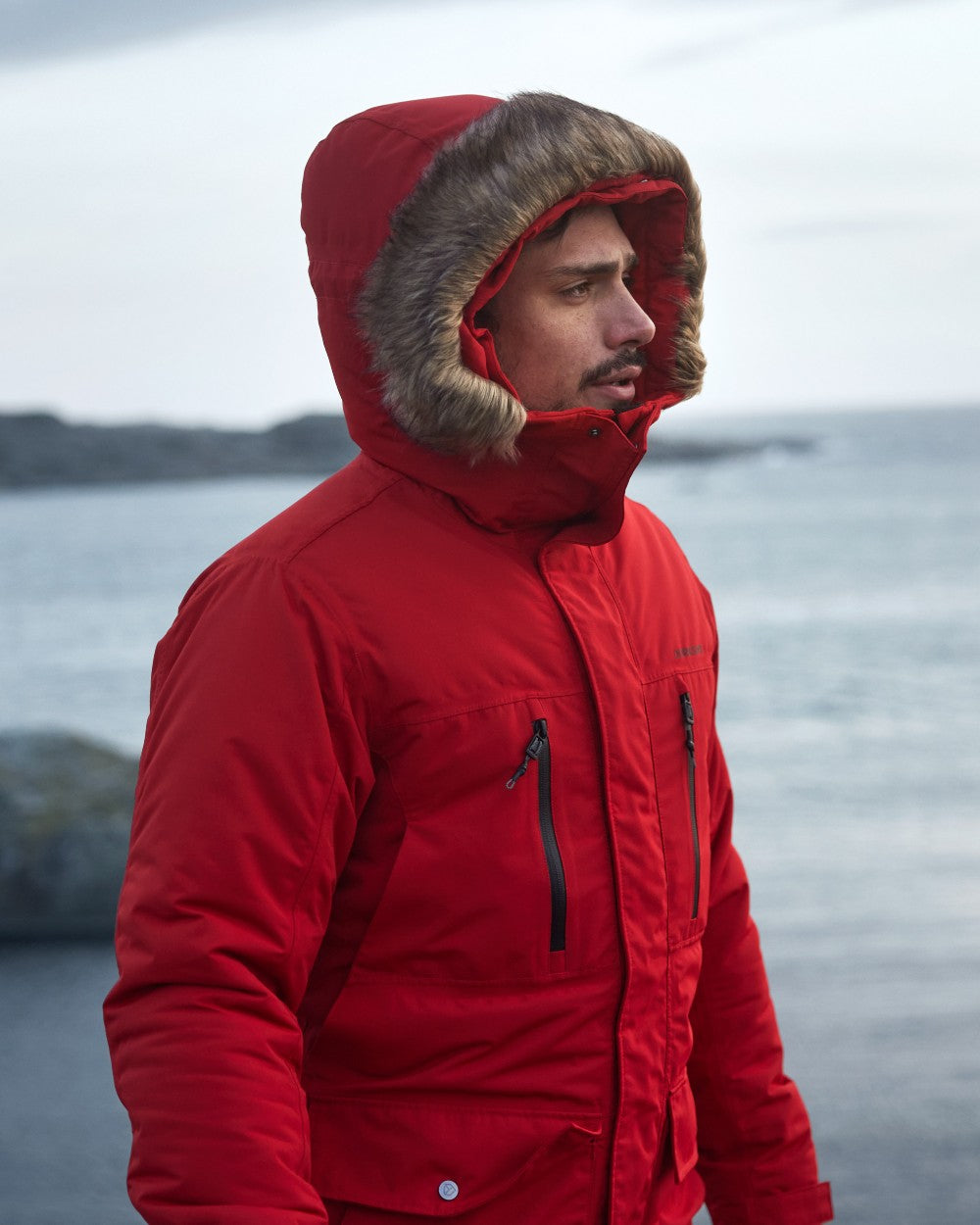Didriksons Marco Parka 3 in Pomme Red 