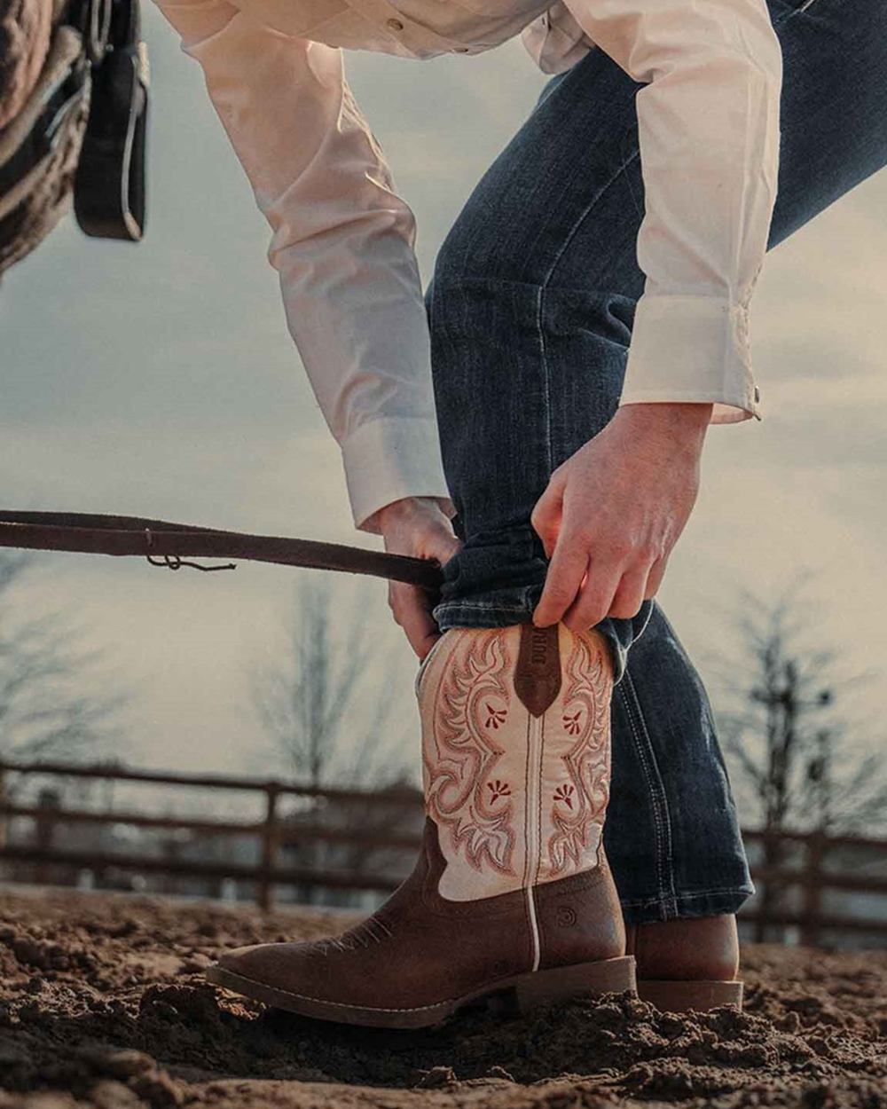 Honey Tan Metallic Peach coloured Durango Womens Shyloh Western Boots on outdoor background 