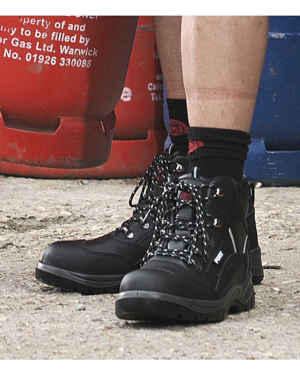 Workman wearing Fort Knox Safety Boot in Black 