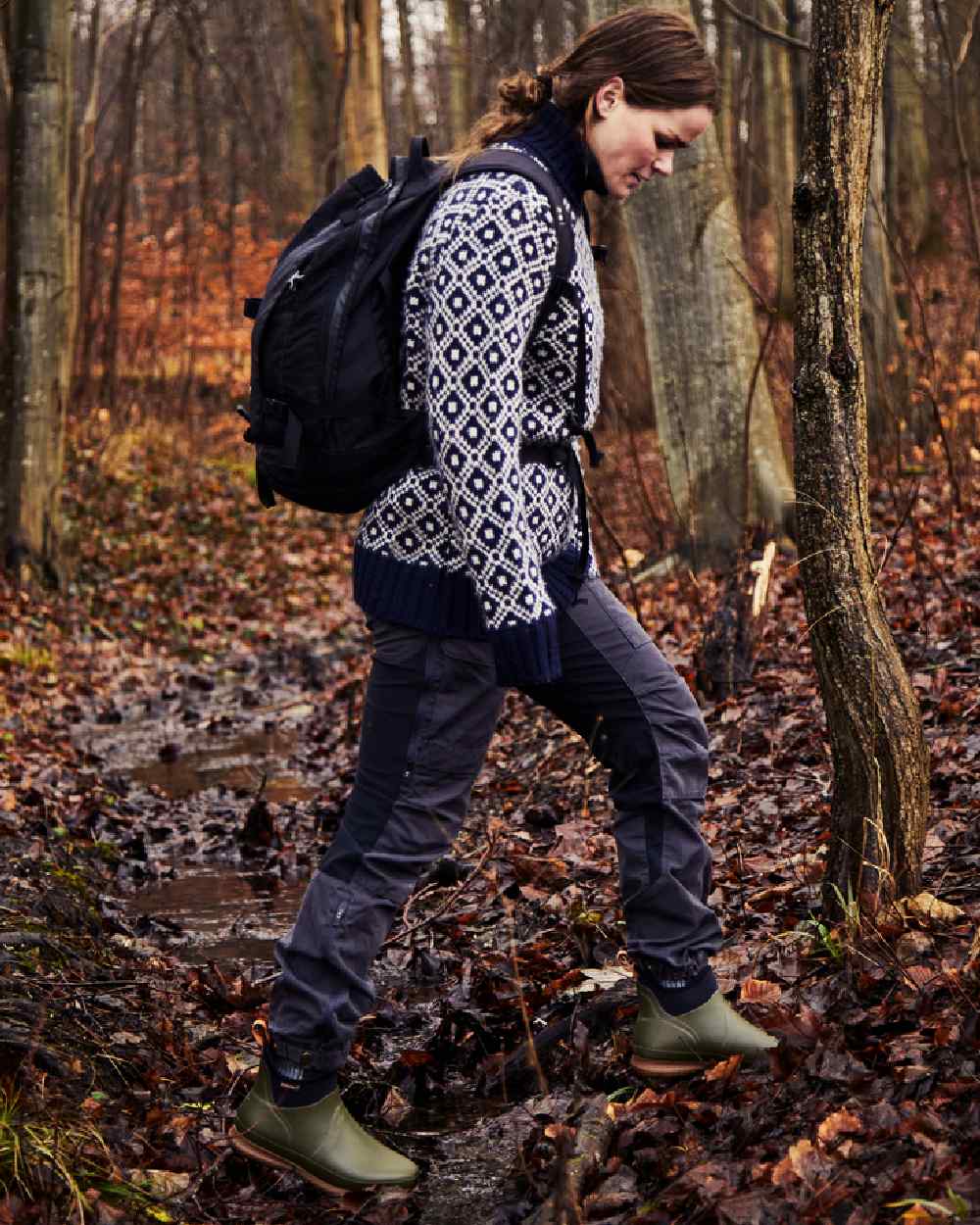 Olive Coloured Gateway1 Jodhpur Lady 6" 4mm Boots on outdoor background 