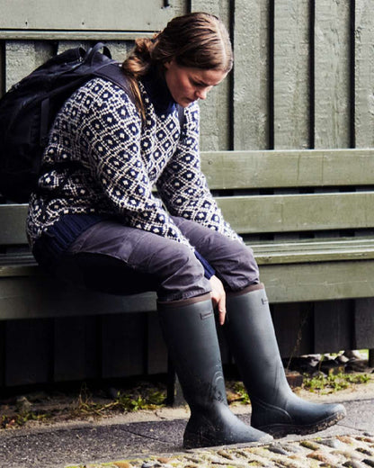 Khaki Coloured Gateway1 Sportsman II Lady 17" 4mm Wellingtons on outdoor background 