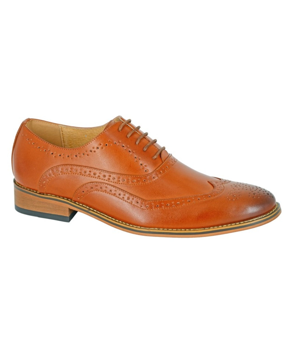 Tan coloured Goor Mens 5 Eyelet Brogue Oxford Shoes on white background 