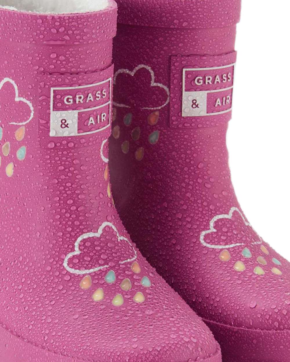 Orchid Pink coloured Grass &amp; Air Childrens Colour-Changing Wellies on white background 
