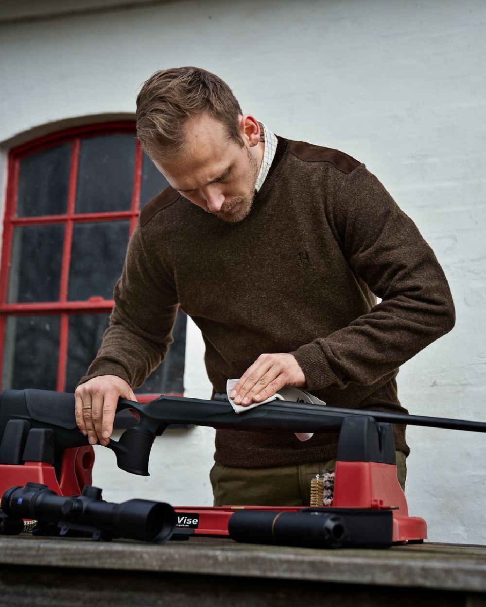 Slate Brown Coloured Harkila Arran Pullover on outdoor background 