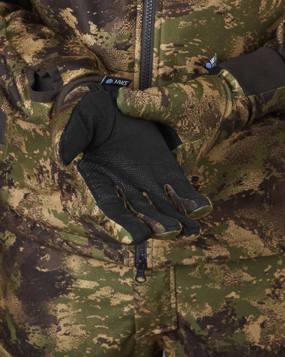 Axis Forest coloured Harkila Deer Stalker Camo HWS Gloves on white background 