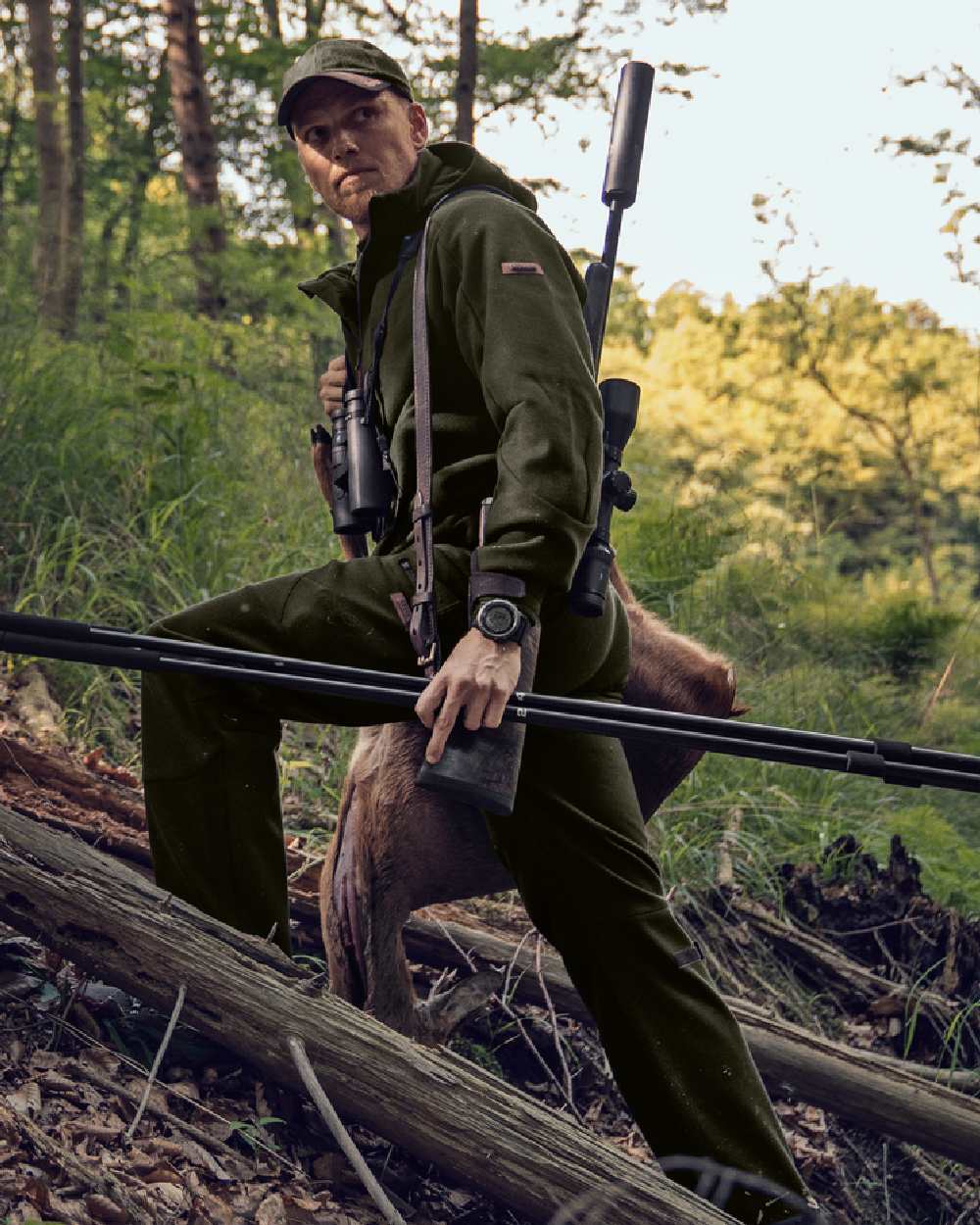 Willow Green Coloured Harkila Metso Hybrid Jacket on forest background 