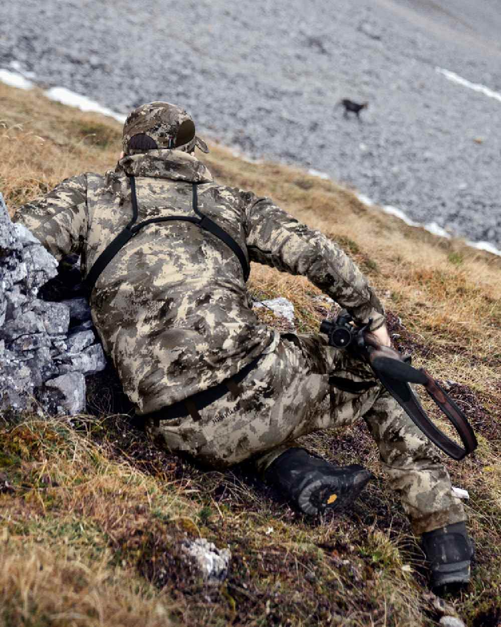 AXIS Mountain Coloured Harkila Mountain Hunter Expedition Fleece Hoodie on mountain background 
