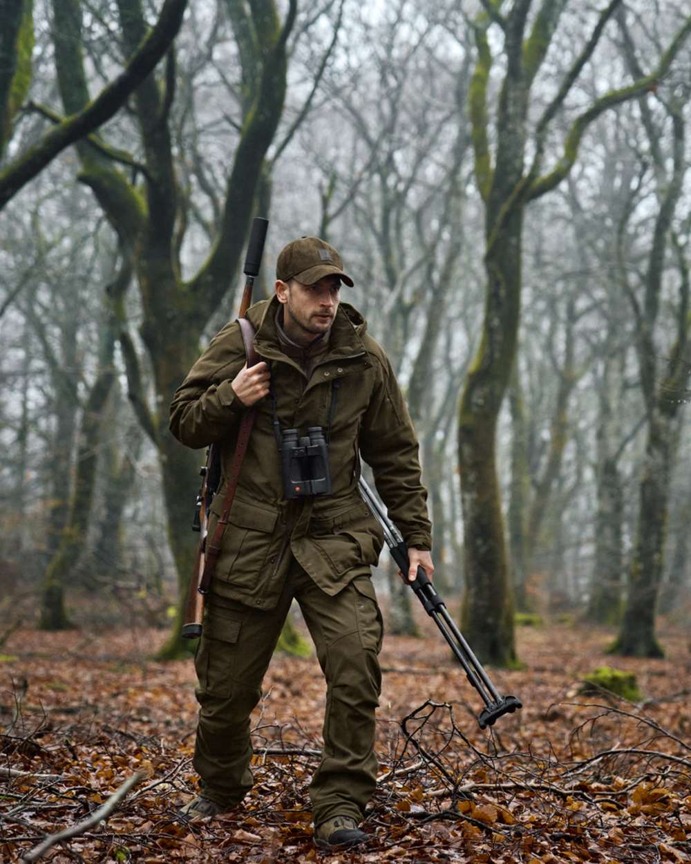 Willow Green Coloured Harkila Pro Hunter GTX Legacy Jacket on outdoor background 