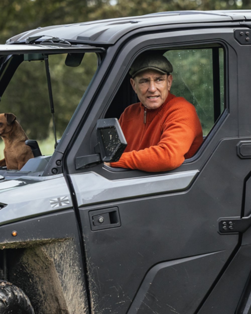 Bombay Brown Coloured Harkila Vincent Merino Half Zip Pullover on forest background 