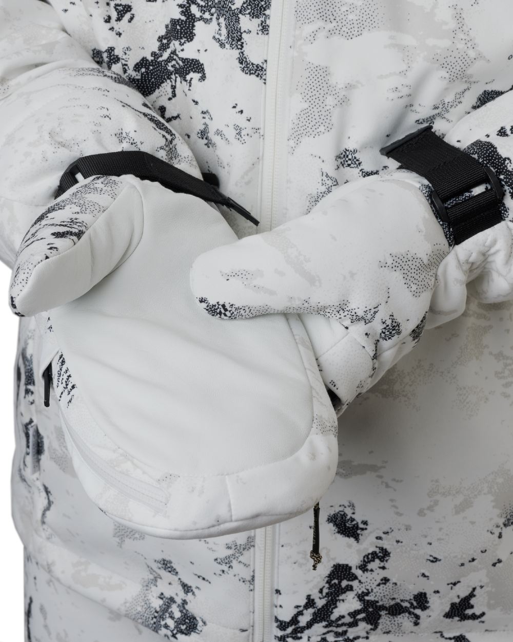 AXIS Snow Coloured Harkila Winter Active WSP Insulated Mittens on white background 