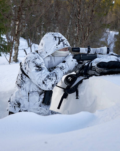 AXIS Snow Coloured Harkila Winter Active WSP Jacket on snow background 