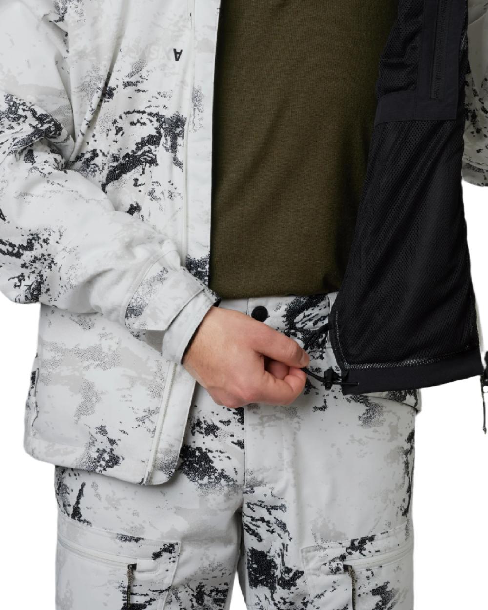 AXIS Snow Coloured Harkila Winter Active WSP Jacket on white background 