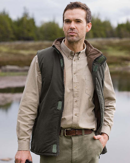 Loden Green Coffee Coloured Hoggs of Fife Breezer II Reversible Bodywarmer on lake background 