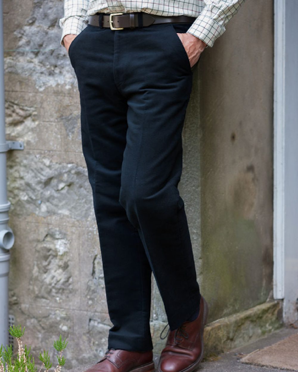 Navy Coloured Hoggs of Fife Carrick Stretch Technical Moleskin Trousers on outdoor background 