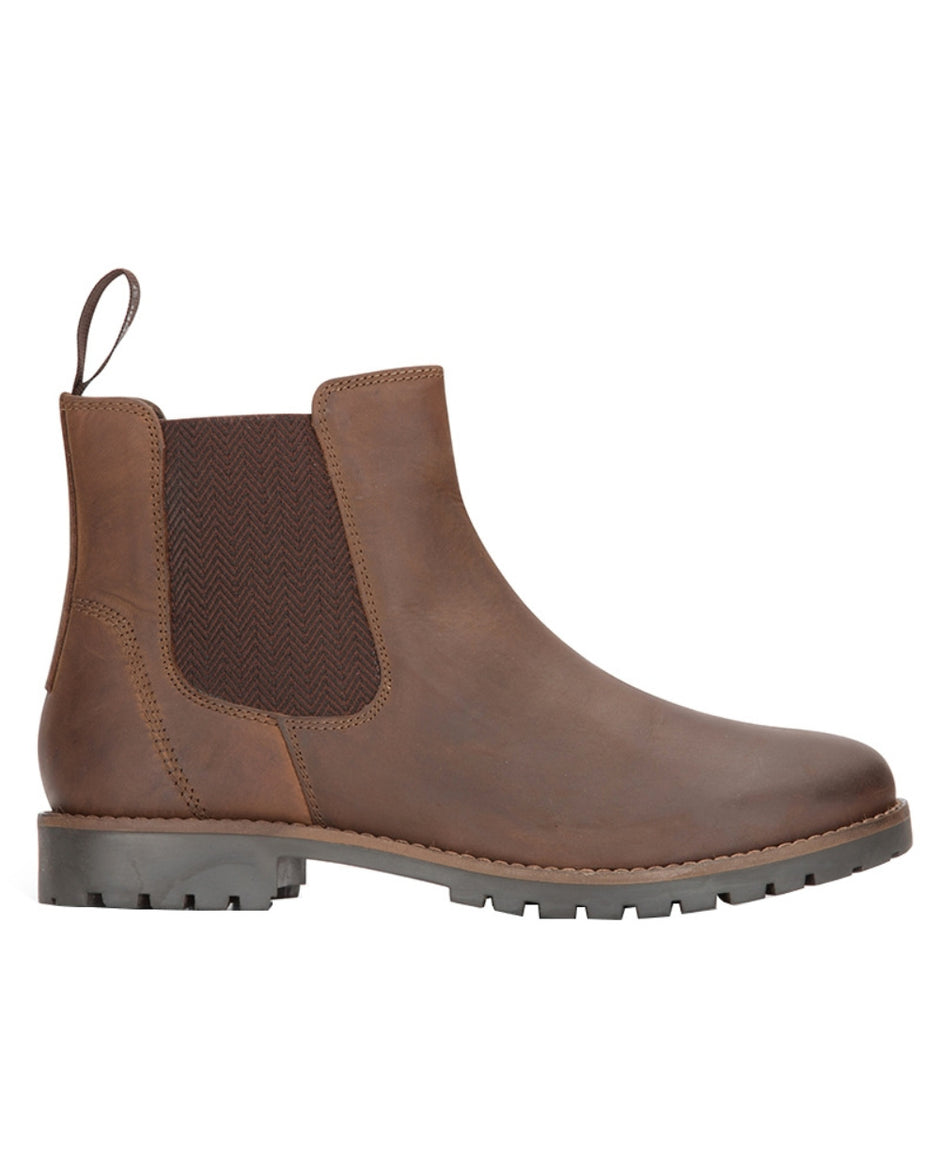 Traditional Footwear: Brogue Shoes & Dealer Boots