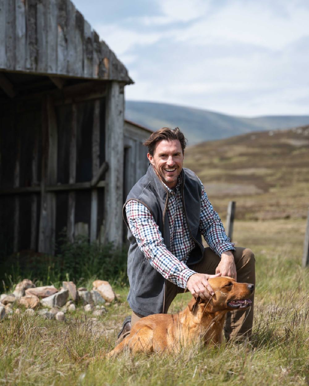 Navy Red Olive Coloured Hoggs of Fife Mens Douglas Twill Shirt on outdoor background 