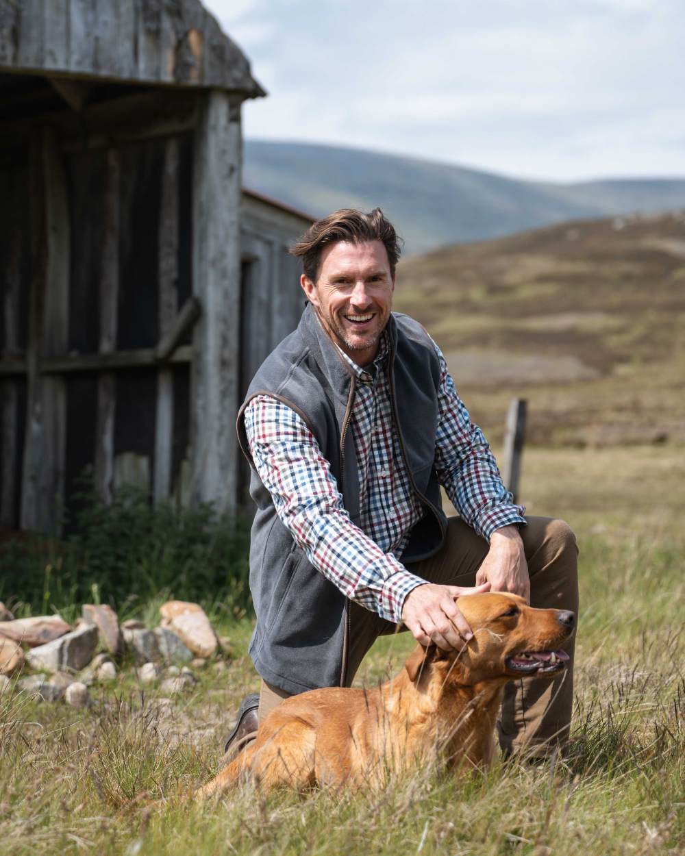 Navy Red Olive Coloured Hoggs of Fife Mens Douglas Twill Shirt on outdoor background 