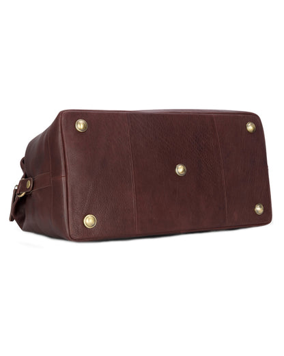 Conker Coloured Hoggs of Fife Monarch Leather Carryon Holdall on white background 