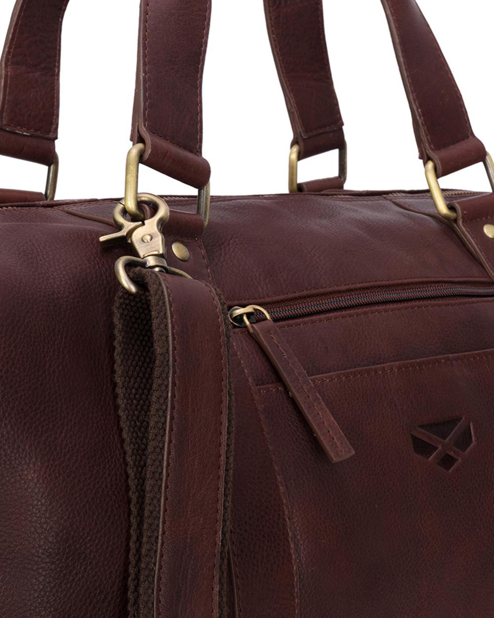 Conker Coloured Hoggs of Fife Monarch Leather Carryon Holdall on white background 