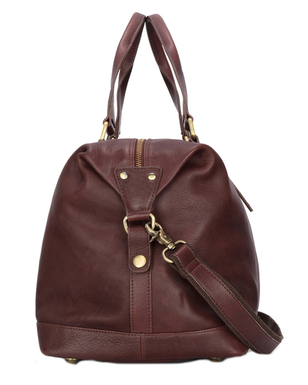 Conker Coloured Hoggs of Fife Monarch Leather Carryon Holdall on white background 