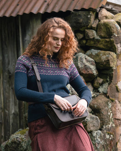 Navy coloured Hoggs of Fife Womens Jura Fair Isle Crew Neck Pullover outdoor 