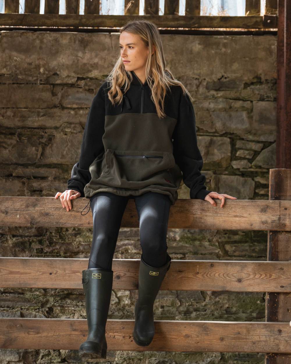 Black Coloured Hoggs of Fife Womens Skye Active Thermal Leggings on outdoor background 