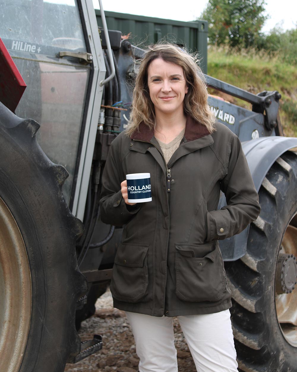 Hollands Country Mug tractor background 