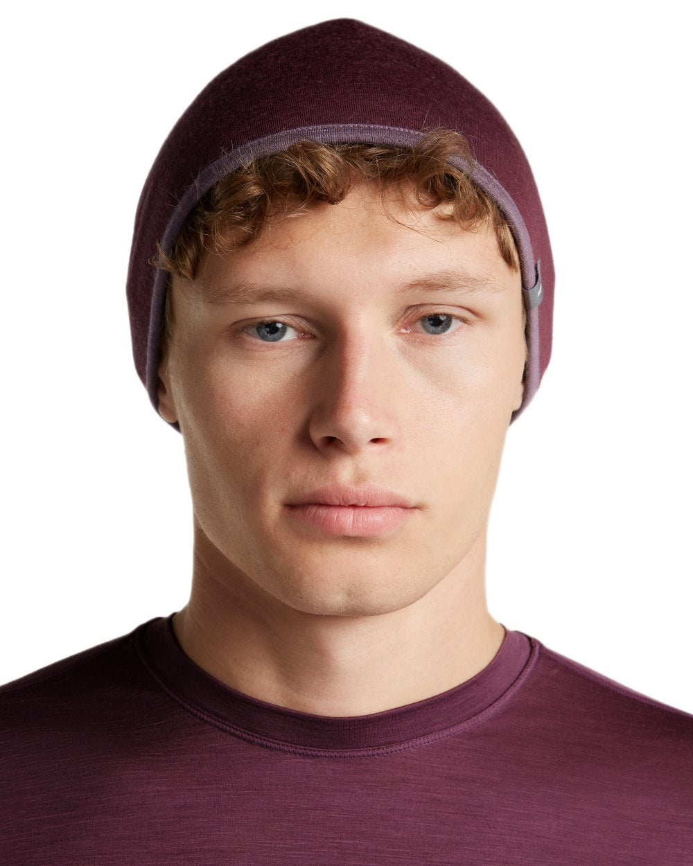 Dark Berry Grey Plum coloured Icebreaker 200 Oasis Reversible Beanie on white background 