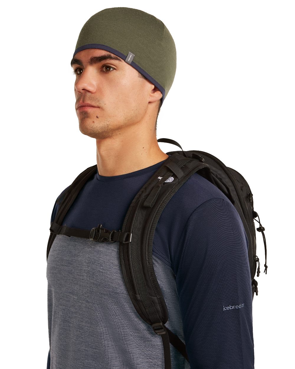 Dark loden midnight navy coloured Icebreaker 200 Oasis Reversible Beanie on white background 
