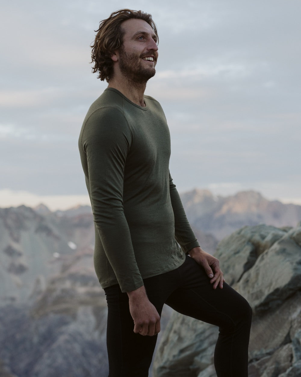 Loden Coloured Icebreaker Mens Merino 260 Tech Crewe Thermal Top on mountain background 
