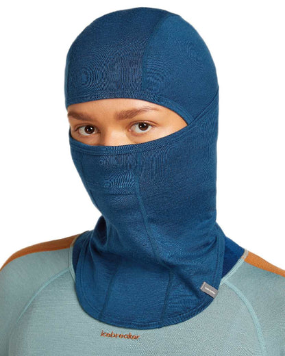 Atlantis Coloured Icebreaker Merino 200 Oasis Balaclava on white background 