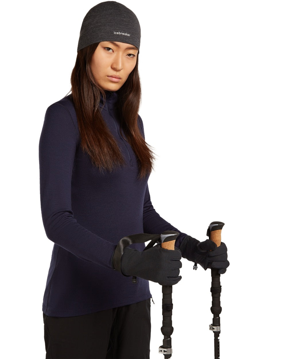 Black coloured Icebreaker Merino 260 Quantum Gloves on white background 
