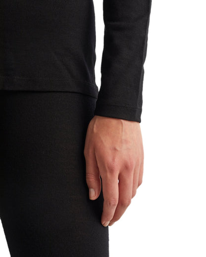 Black Coloured Icebreaker Womens 260 Tech Crew Thermal Top on white background 