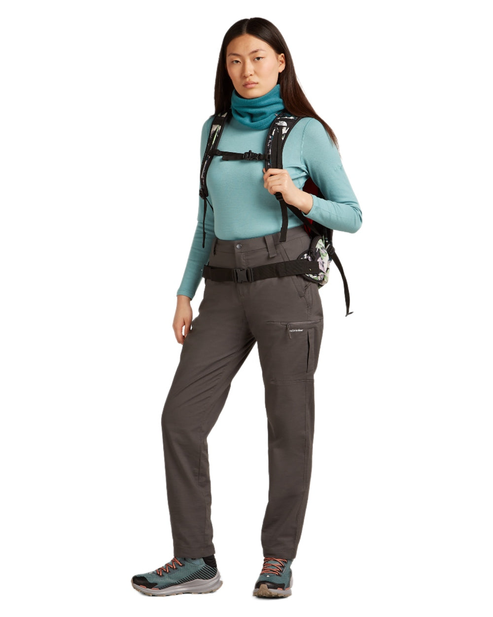 Hydro Coloured Icebreaker Womens 260 Tech Crew Thermal Top on white background 