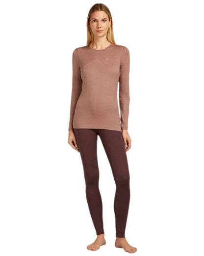 Java Coloured Icebreaker Womens Merino 200 Oasis Thermal Leggings on white background 