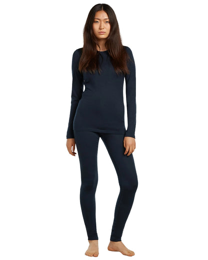 Midnight Navy Coloured Icebreaker Womens Merino 200 Oasis Thermal Leggings on white background 